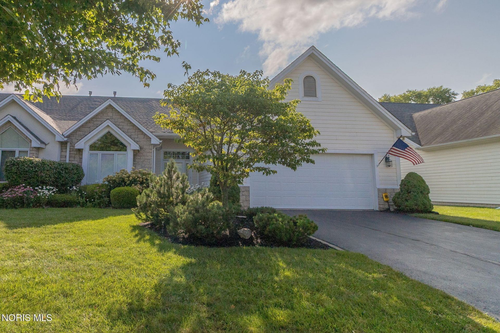 4854 Marble Cliff Boulevard, Sylvania, OH 43560 Main Photo