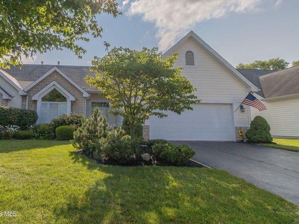 4854 Marble Cliff Boulevard, Sylvania, OH 43560