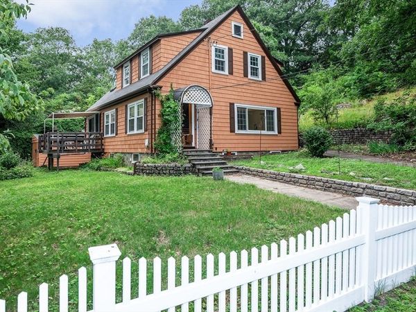 160 Forest St, Melrose, MA 02176