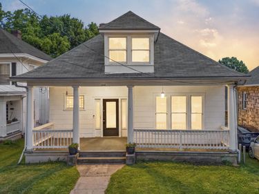 1546 Cypress Street, Paris, KY 40361
