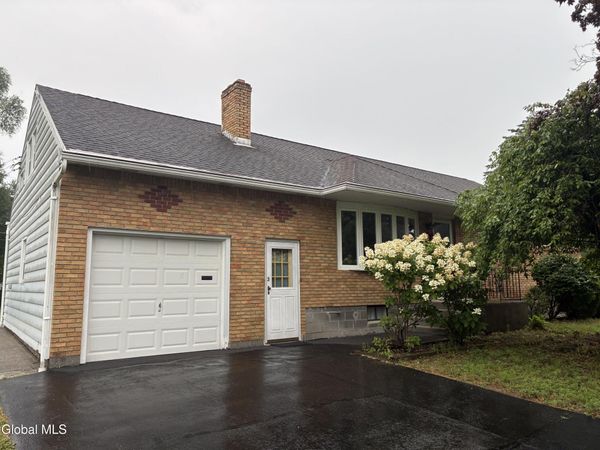 3 Northgate Drive Drive, Albany, NY 12203