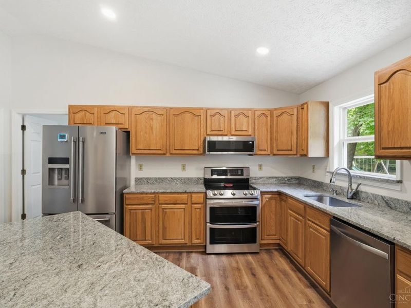 10891 Pleasant Renner Road, Harlan Twp, OH 45122 Photo 13