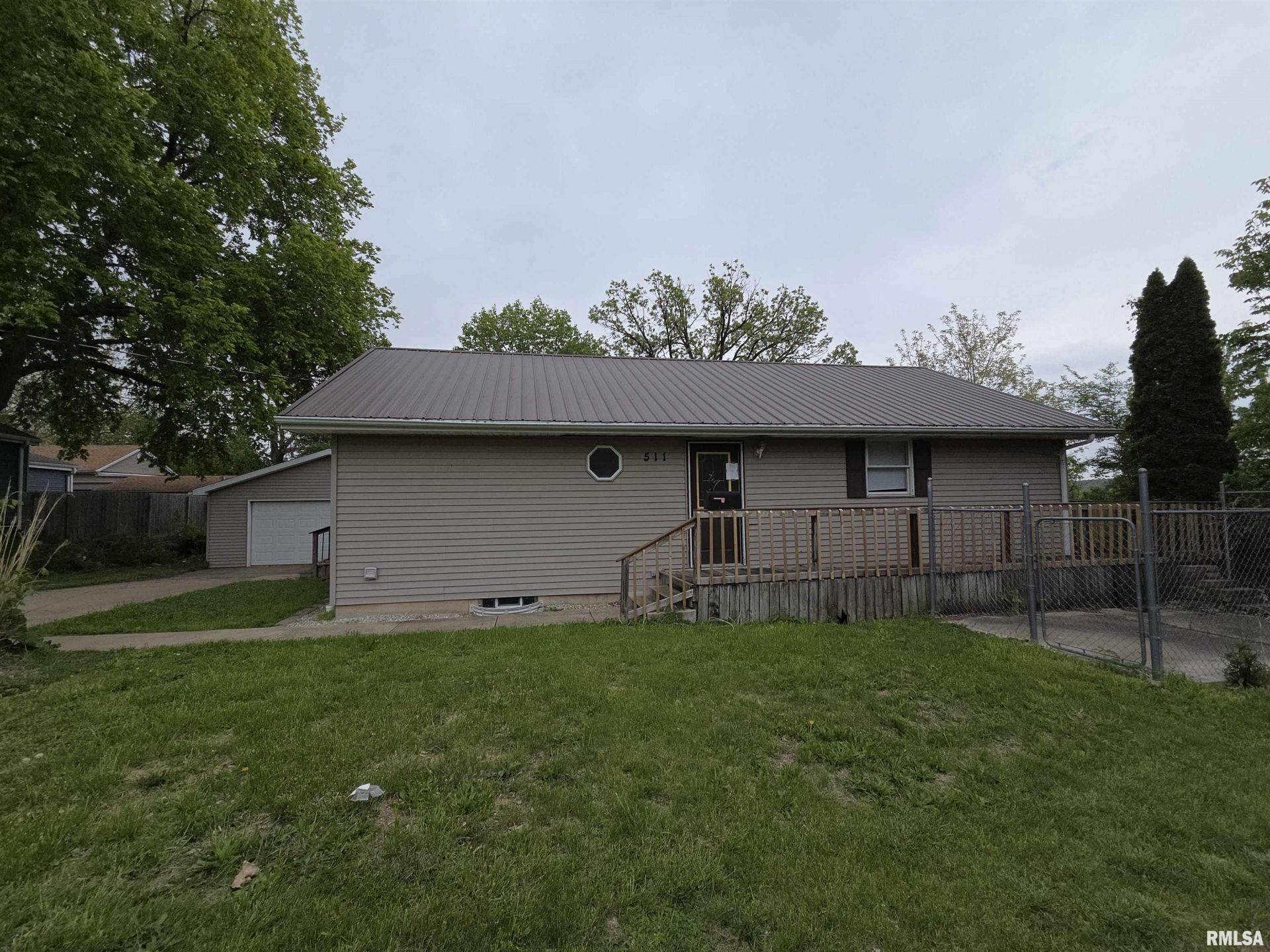 511 West Street, Peru, IL 61354 Main Photo
