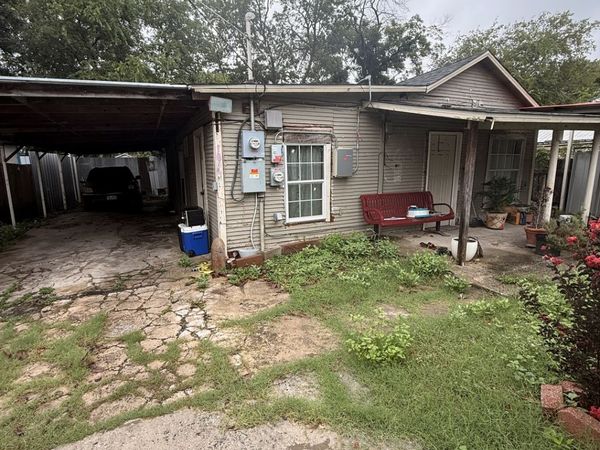 1814 Hidalgo, San Antonio, TX 78207