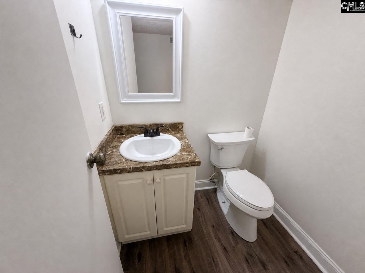 103 Elwyn Lane  Photo 11