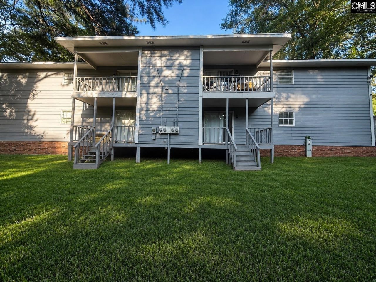 103 Elwyn Lane  Photo 5