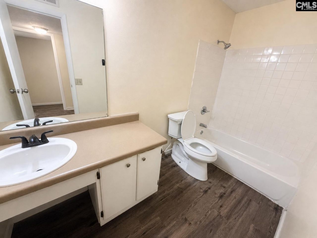 103 Elwyn Lane  Photo 8