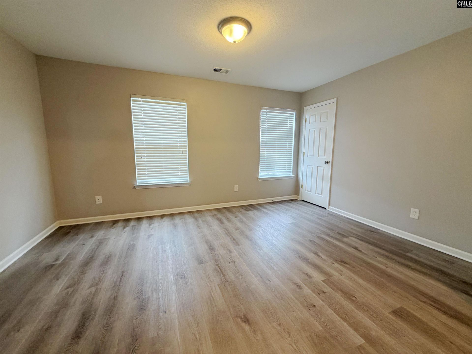 212 Seabiscuit Lane Photo 13
