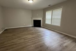 212 Seabiscuit Lane photo 4