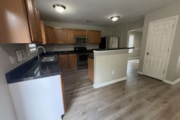 212 Seabiscuit Lane photo 4