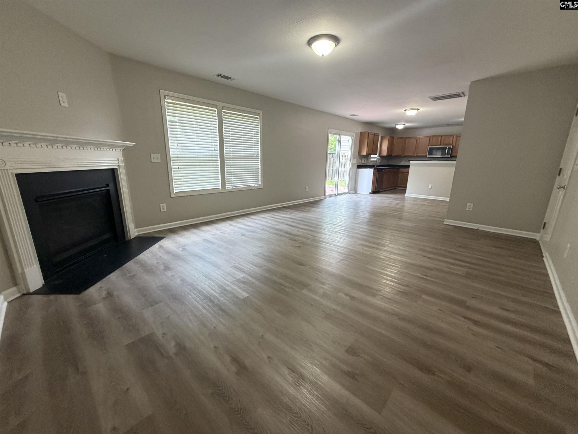 212 Seabiscuit Lane Photo 6