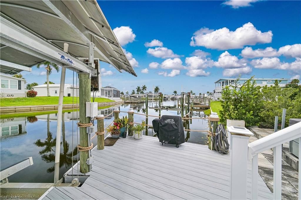 17591 Bryan Ct , Fort Myers Beach, FL 33931 Photo