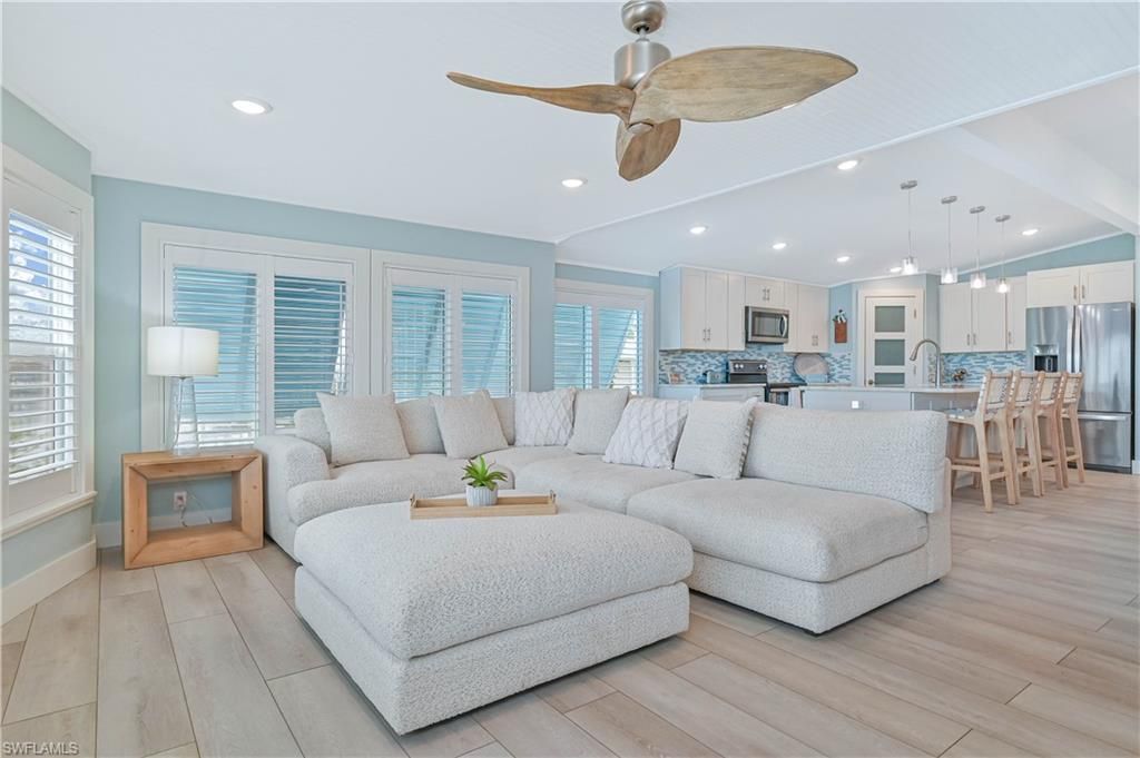 17591 Bryan Ct , Fort Myers Beach, FL 33931 Photo