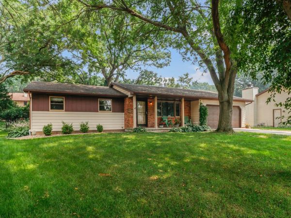 2905 Greenway Trail, Madison, WI 53719