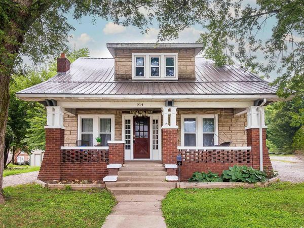 914 N Third Street, Boonville, IN 47601