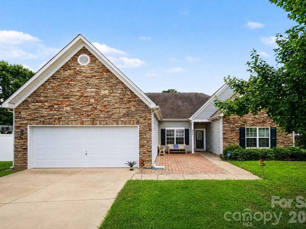 6900 Daisy Bee Court , Charlotte, NC 28126
