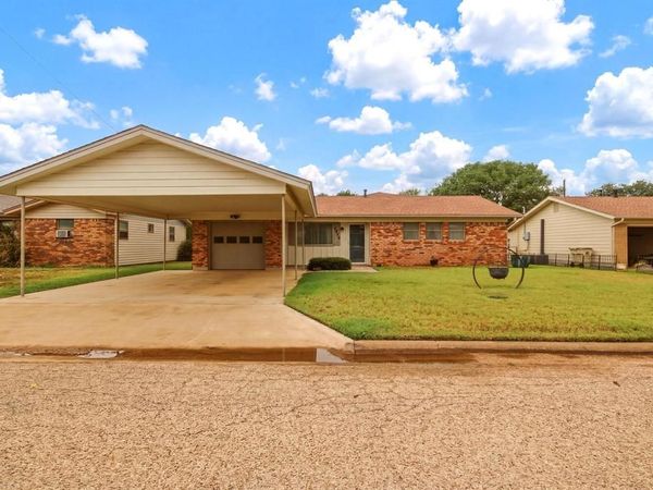 1520 Heath , Merkel, TX 79536