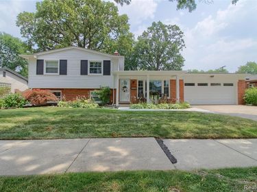 1789 Boxford Street , Trenton, MI 48183