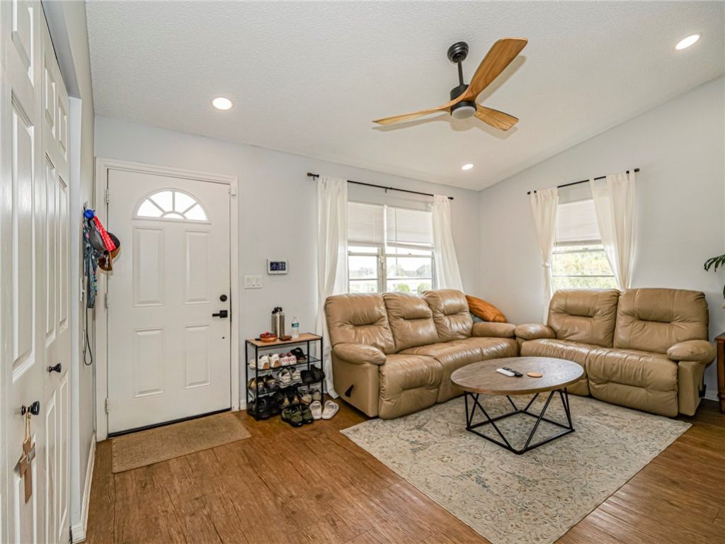 1656 3rd Avenue Sw, Vero Beach, FL 32962 Photo