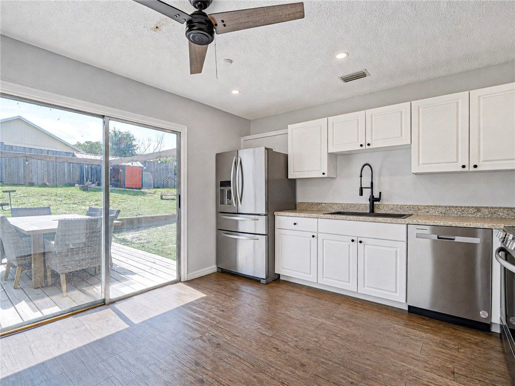 1656 3rd Avenue Sw, Vero Beach, FL 32962 Photo