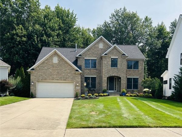 33606 Saint Francis Drive , Avon, OH 44011