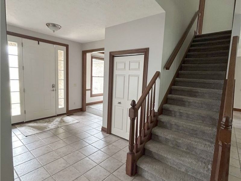 33606 Saint Francis Drive , Avon, OH 44011 Photo 2
