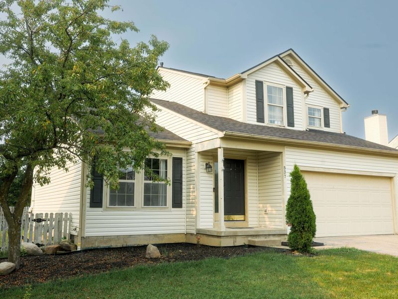 537 Ashwyck Court, Pataskala, OH 43062 Photo 3
