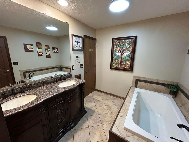 2193 Olde Sawmill Boulevard , Dublin, OH 43016 Photo 50