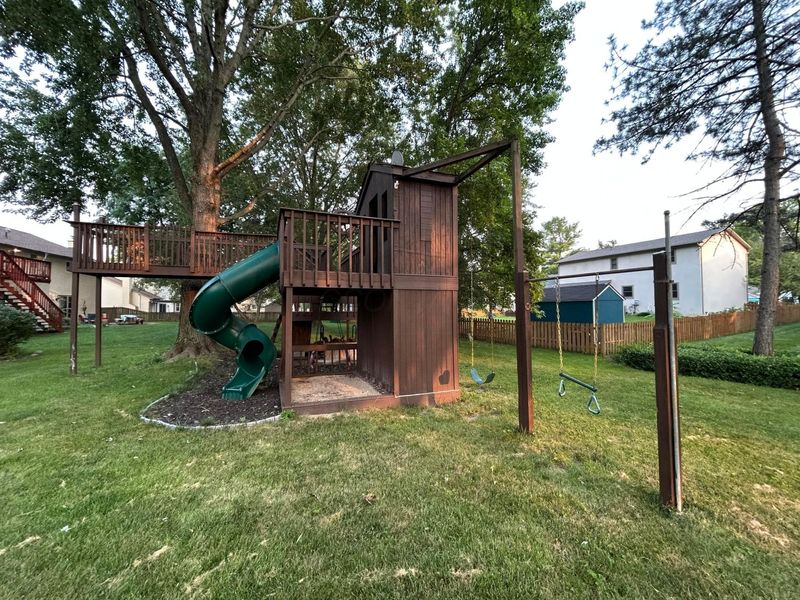 2193 Olde Sawmill Boulevard , Dublin, OH 43016 Photo 9