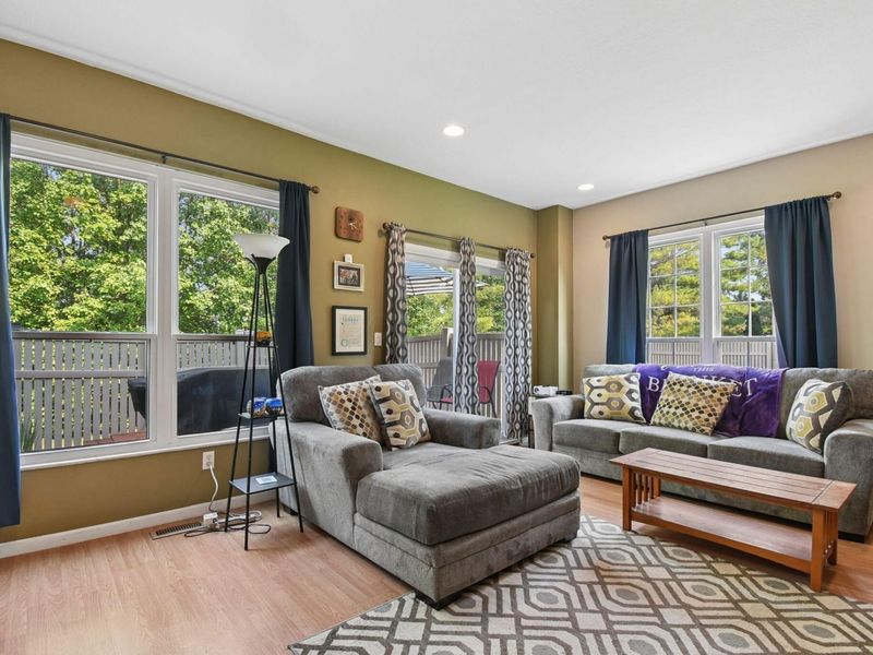 2660 Village Pier Lane, Unit B10, Hilliard, OH 43026 Photo 12