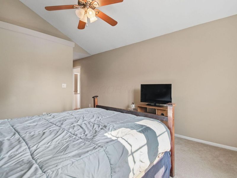 2660 Village Pier Lane, Unit B10, Hilliard, OH 43026 Photo 18