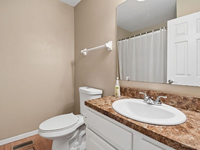 2660 Village Pier Lane, Unit B10, Hilliard, OH 43026 Photo 22