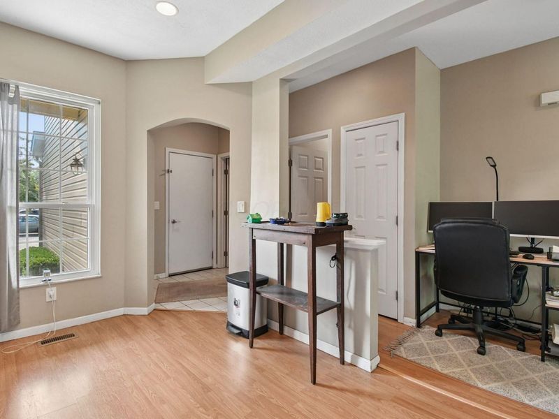 2660 Village Pier Lane, Unit B10, Hilliard, OH 43026 Photo 8