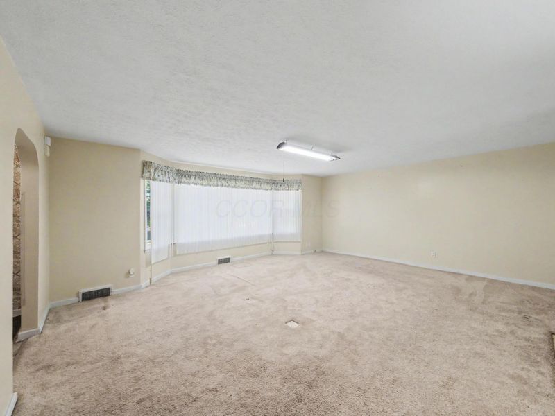 464 Merchant Avenue , Marion, OH 43302 Photo 5