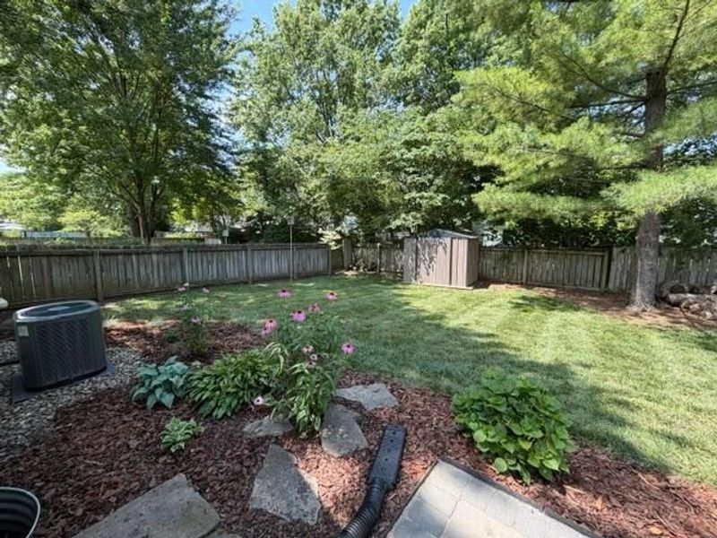 8221 Longhorn Road, Powell, OH 43065 Photo 3