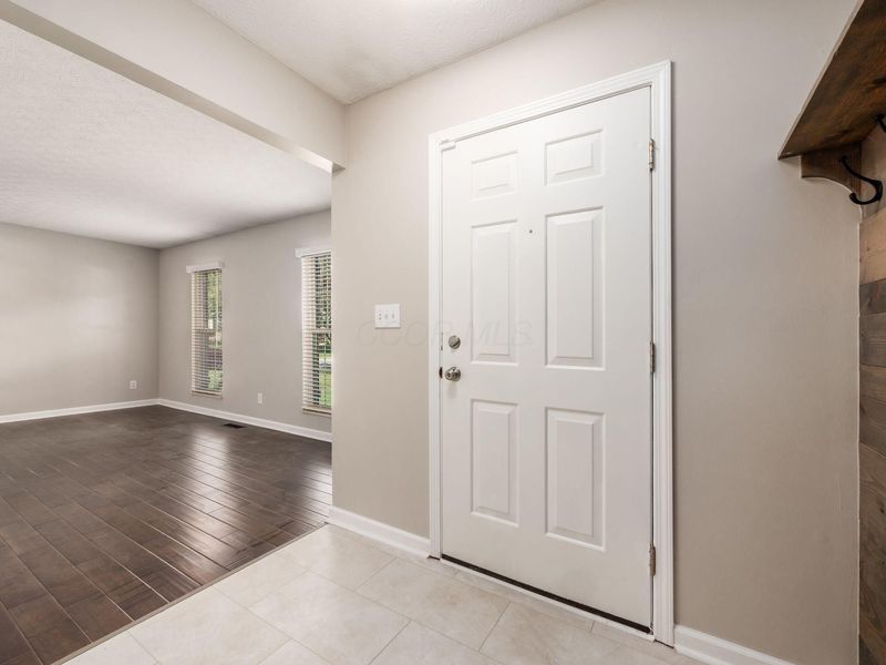 8221 Longhorn Road, Powell, OH 43065 Photo 5