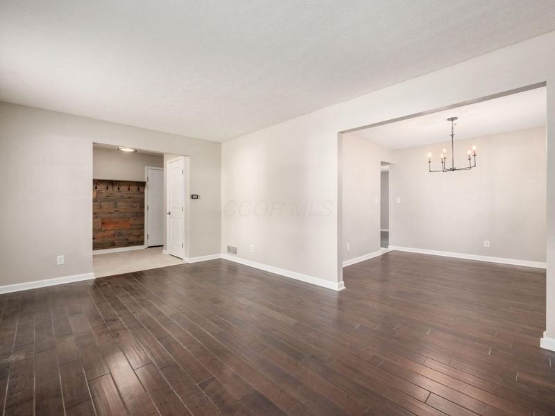 8221 Longhorn Road, Powell, OH 43065 Photo 9