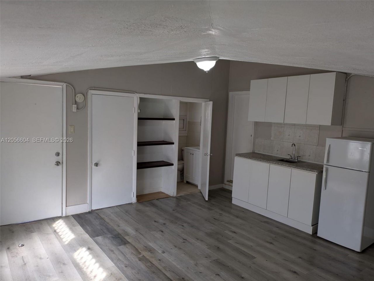 3438 SW 2nd St , Miami, FL 33135 Photo