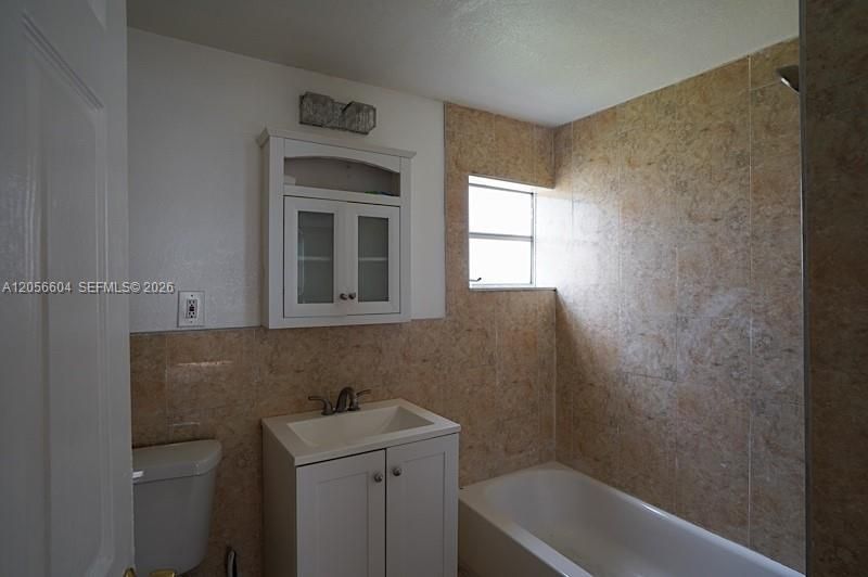 3438 SW 2nd St , Miami, FL 33135 Photo