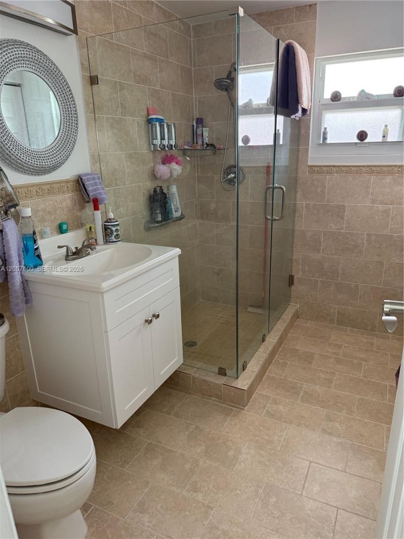 10571 SW 27th St, Miami, FL 33165 Photo