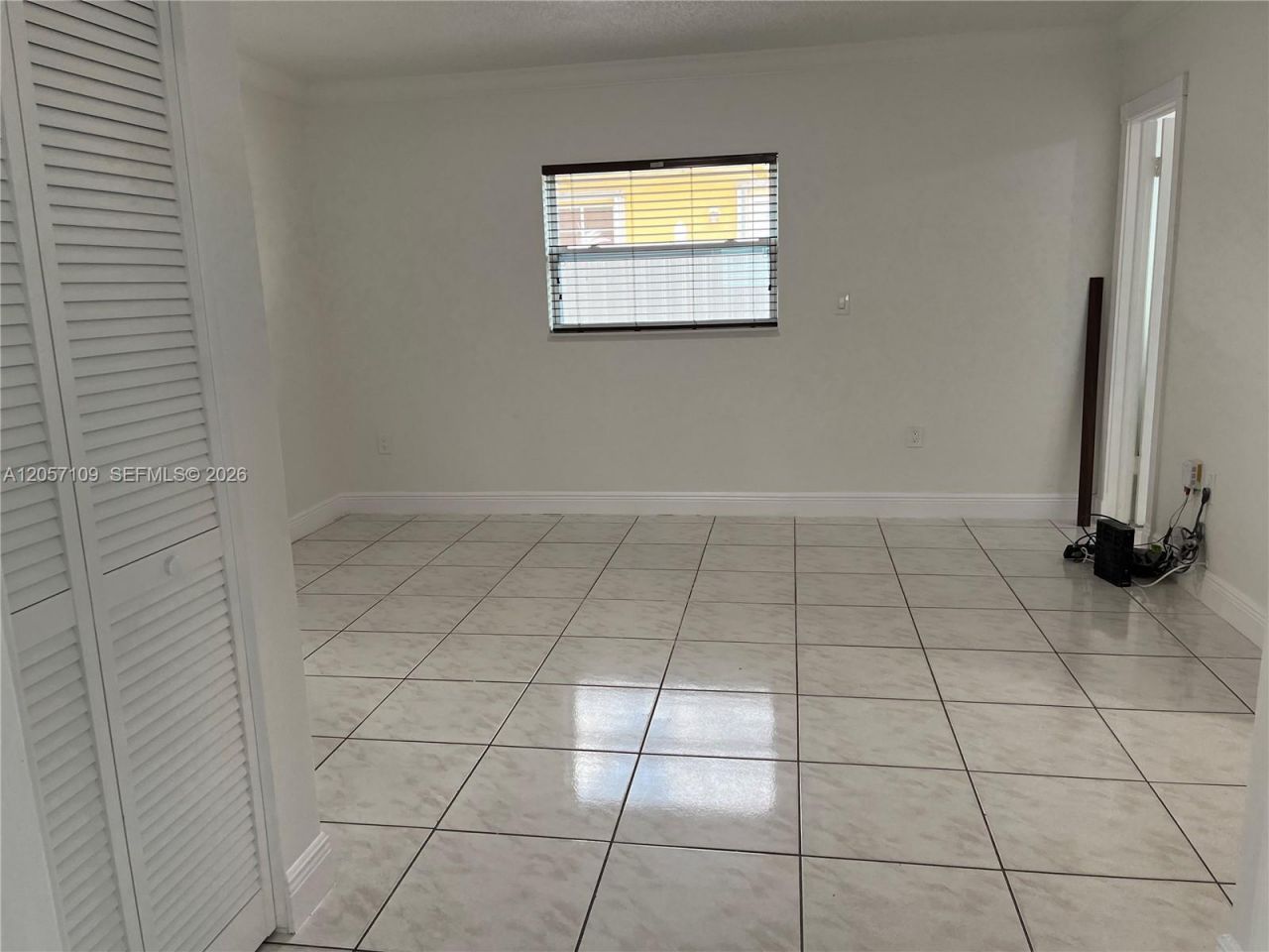 10571 SW 27th St, Miami, FL 33165 Photo