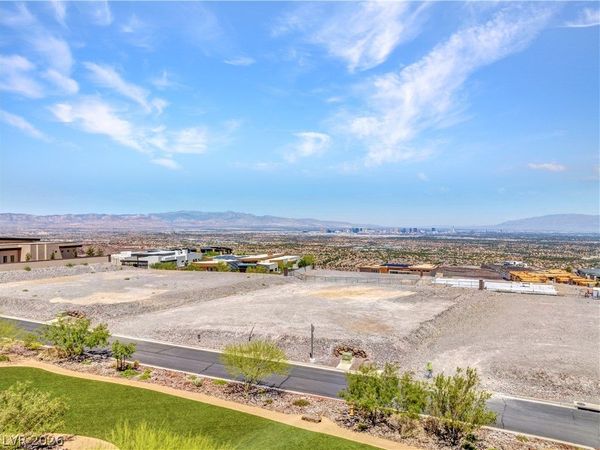 5 Stonecutter Court , Henderson, NV 89012