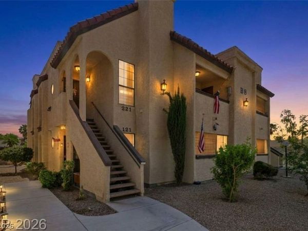 1751 E Reno Avenue, Unit 221, Las Vegas, NV 89119