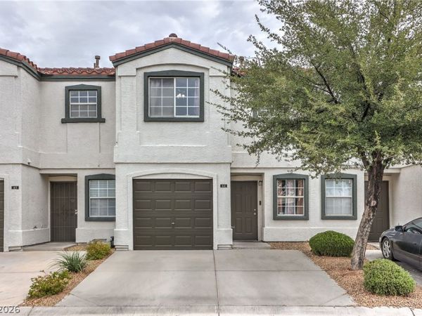 5330 E Charleston Boulevard , Unit 44, Las Vegas, NV 89142