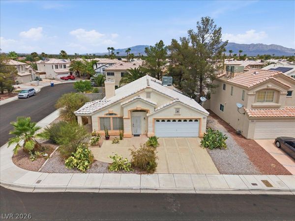 7972 McDowell Drive, Las Vegas, NV 89129
