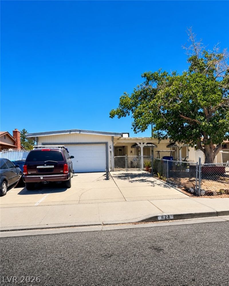 624 Donner Street , Las Vegas, NV 89107 Main Photo