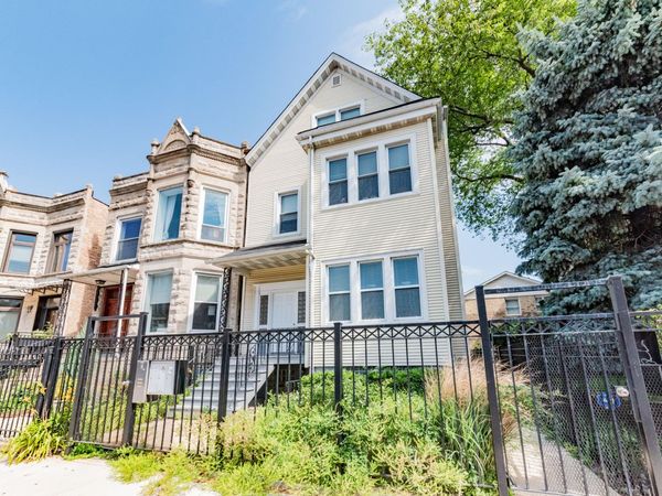 1456 W Irving Park Road , Unit 1, Chicago, IL 60613