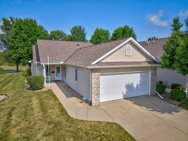 673 Springbrook Circle, Unit 65, DeForest, WI 53532