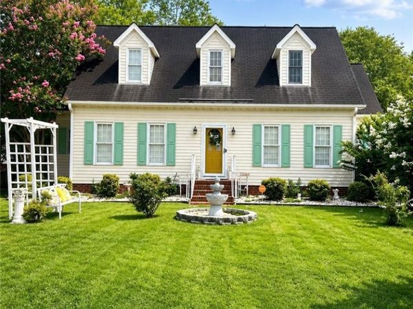 204 Oak Branches Closes, Winterville, NC 28590