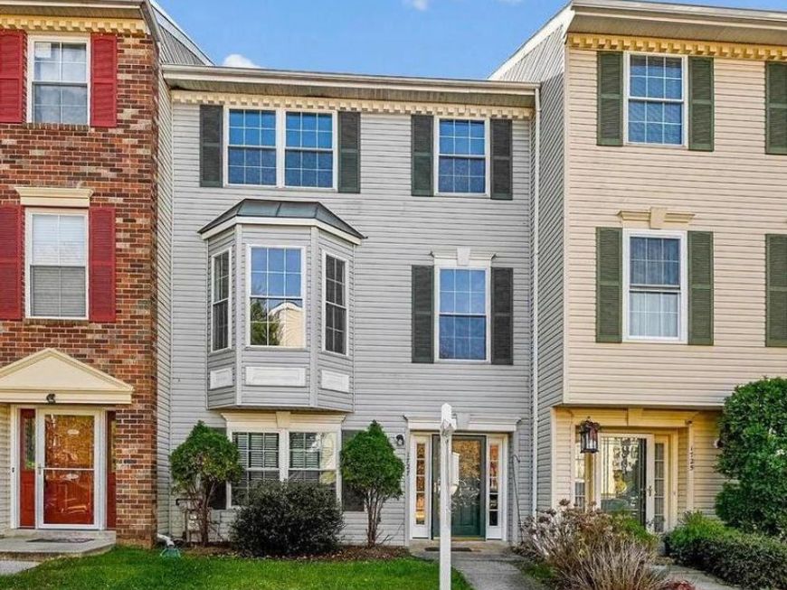 1727 Wood Carriage Way, Unit 105, Severn, MD 21144 Main Photo